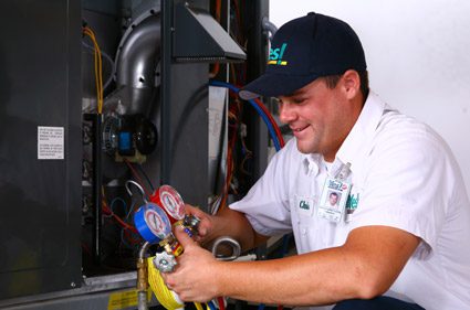 Dịch vụ bơm gas tủ lạnh tại Hoài Đức