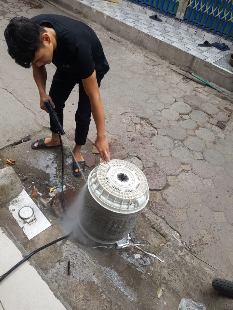 Các bước vệ sinh máy giặt tại Sóc Sơn