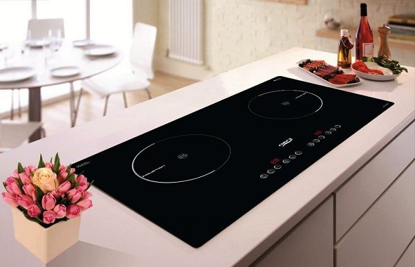 Lưu Ý Khi Bếp Từ Có Dấu Hiệu Bất Thường