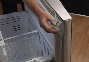 Sửa tủ lạnh bị hỏng ngăn mát tại nhà Hà Nội – Điện lạnh Thành Nam (Có mặt nhanh 30 phút)